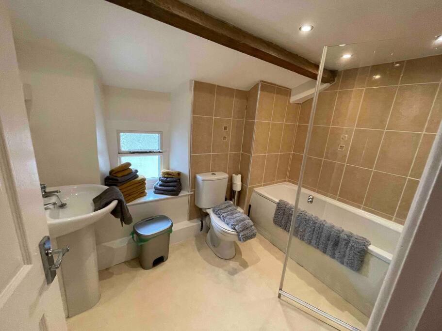 Yew Tree Cottage, 3 Bedroom, 4 Church Row Defynnog Devynock 外观 照片